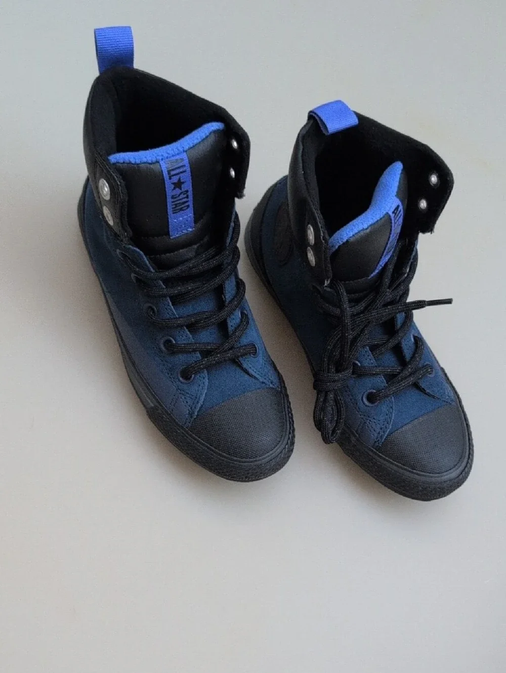 Converse Kids High Top Sneakers in Navy and Black